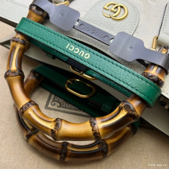 First bag ru tote GUCCI Diana bag small 0817